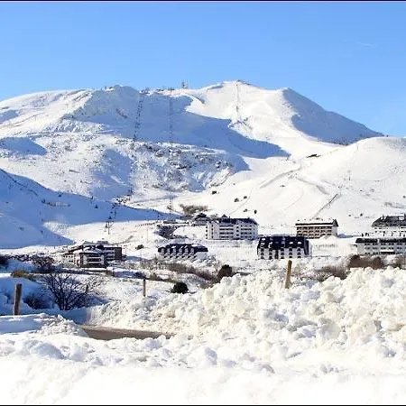 Rural Palacio De Galceran Sotiello