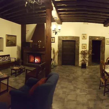 Rural Palacio De Galceran Sotiello