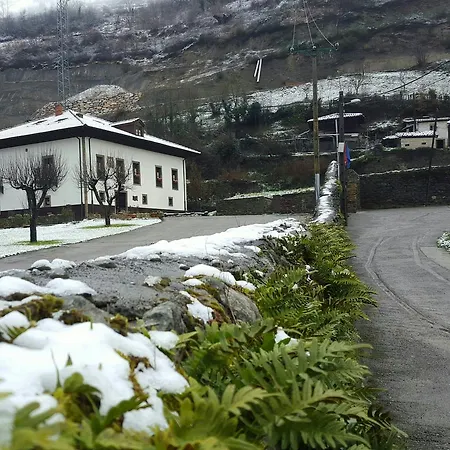 فندق Rural Palacio De Galceran Sotiello